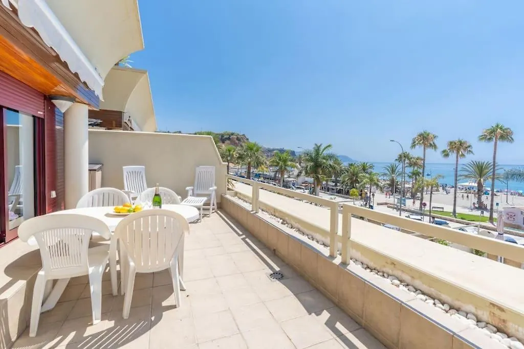 Luxury, Frontline Burriana Beach, ネルハ アパート