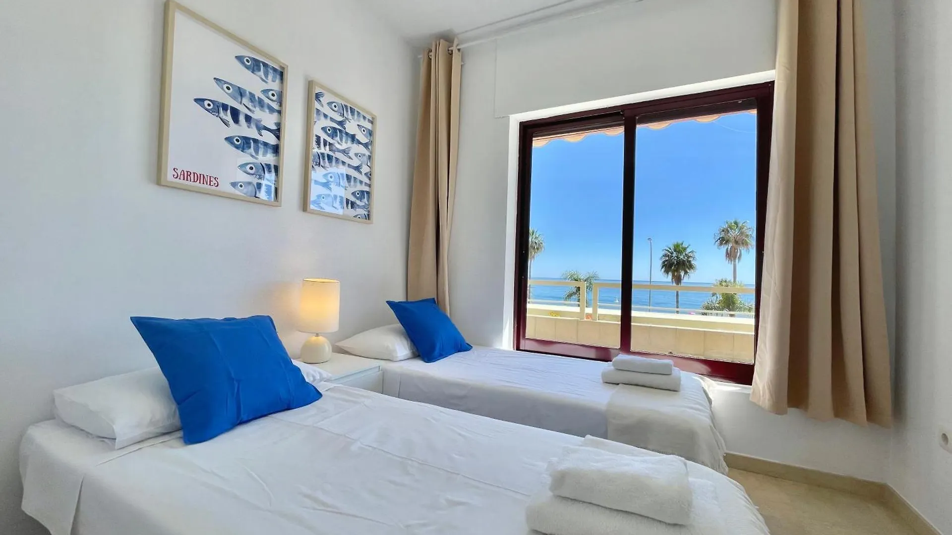 Luxury, Frontline Burriana Beach, 内尔哈